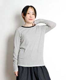 袖ボタン ボーダーカットソー