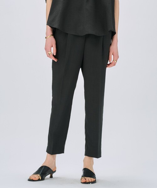 cloenc（クロエンス）の「【セットアップ／手洗い可】ドライタッチイージーテーパードパンツ（その他パンツ・レディース・ダークブラウン/スミクロ/グレー・03/02/01）」の2枚目の写真