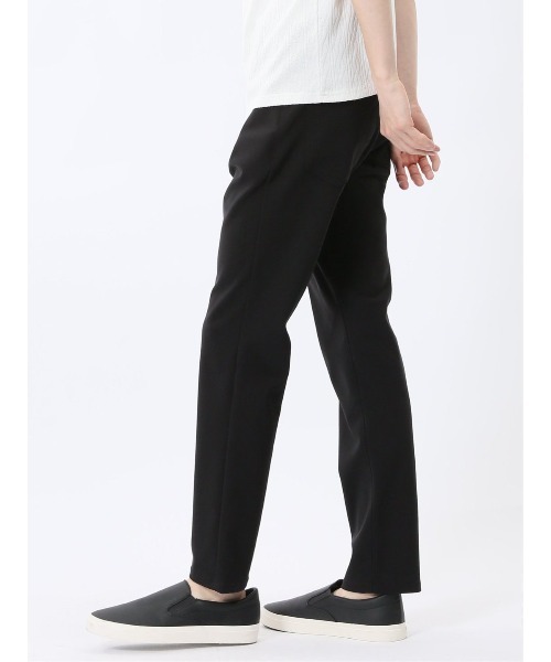 TAKA-Q（タカキュー）の「【接触冷感 ストレッチ 抗菌防臭】タカキュー スリム パンツ（チノパンツ・メンズ・グレー/ブラック/ベージュ・MEDIUM/X-LARGE/LARGE/S）」の11枚目の写真