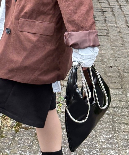 MAGASIN DE MODE Onjna(マガジンデモードオンジェナ )の「【MAGASIN DE MODE Onjna】ワンハンドル PUレザーVカットバッグ トライアングル 2wayトートバッグ ポーチ付き 結婚式 二次会 お呼ばれ オケージョン 韓国風 KNF-TP(ショルダーバッグ・レディース・ブラック/ライトグレー/イエロー・FREE)」の18枚目の写真