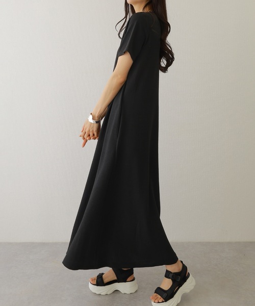Lace Ladies(レースレディース)の「ソリッドカラー Aライン 半袖 マキシ ワンピース(ワンピース・レディース・モカ/ブラック/グレー/ピンクベージュ・FREE/S)」の7枚目の写真