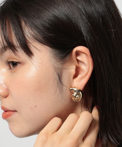 【値下げ】nikori ニコリ ハンドメイド イヤリング ピンク×パイソン 値下げ】nikori ニコリ ハンドメイド イヤリング ピンク