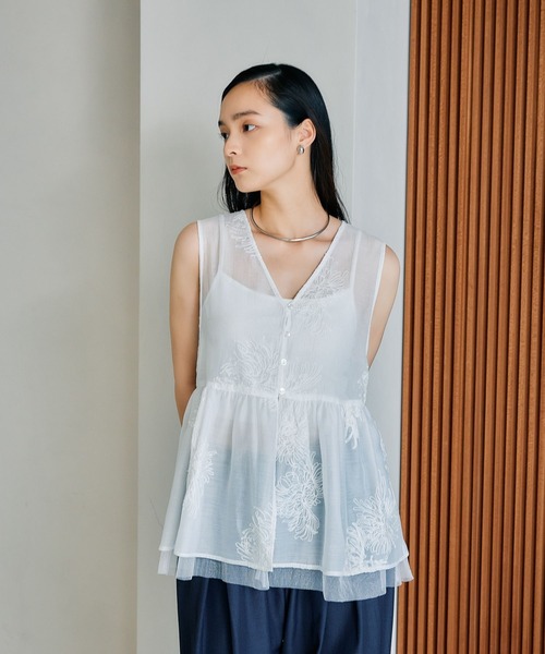 国内外の人気が集結 シアー刺繍アソートノースリブラウス 497427（シャツ/ブラウス トップス