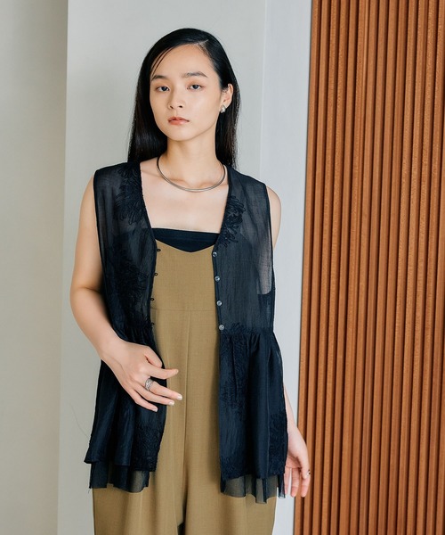 LEPSIM(レプシィム)の「シアー刺繍アソートノースリブラウス 497427(シャツ/ブラウス・レディース・オフホワイト/ブラック系その他/ブラック・FREE)」の14枚目の写真