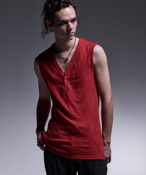 kiryuyrik(キリュウキリュウ)の「Kiryuyrik/キリュウキリュウ/PythonJQD Henley Tank Top / パイソンジャガード ヘンリーネック タンクトップ(タンクトップ・メンズ・レッド/ブラック・SMALL/MEDIUM/LARGE)」の1枚目の写真