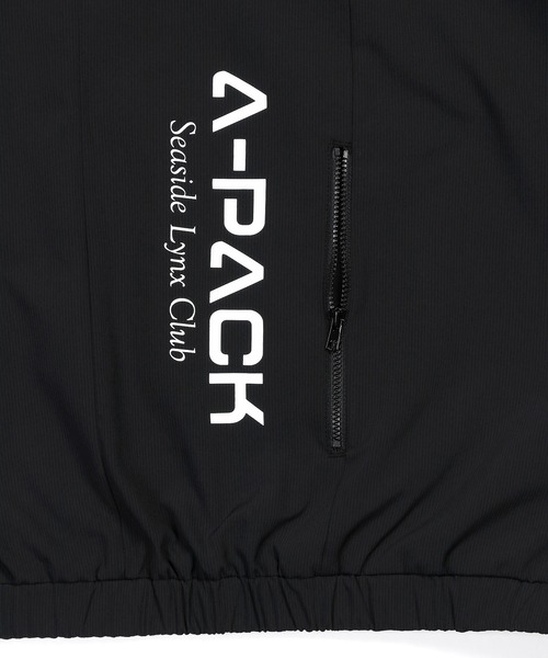 The DUFFER of ST.GEORGE(ザダファーオブセントジョージ)の「〔BLACK LABEL〕"A-PACK" SET UP RIBBED VEST:セットアップ リブネック テックベスト(ベスト・メンズ・ネイビー/ブラック・LARGE/MEDIUM)」の5枚目の写真