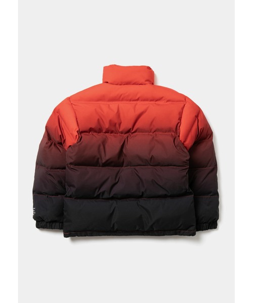 APPLEBUM(アップルバム)の「Gradation Puff Jacket(ダウンジャケット/コート・メンズ・レッド/ネイビー・X-LARGE/LARGE/MEDIUM)」の10枚目の写真