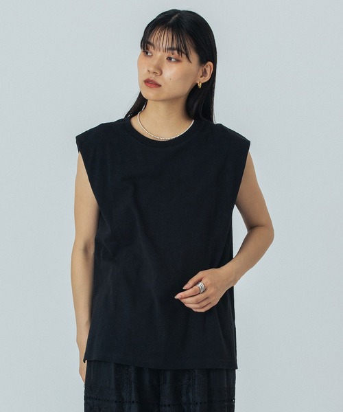 ROSE BUD（ローズバッド）の「SHOULDER TUCKED SLEEVELESS TEE（Tシャツ/カットソー・レディース・ブラック/ホワイト/ブラウン/ピンク・ONE SIZE）」の17枚目の写真