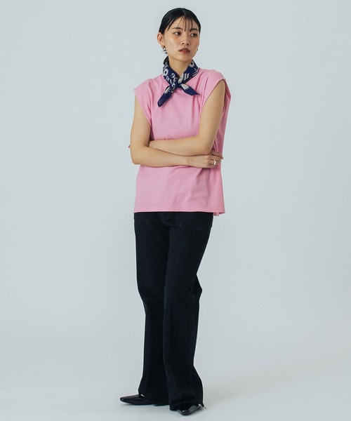ROSE BUD（ローズバッド）の「SHOULDER TUCKED SLEEVELESS TEE（Tシャツ/カットソー・レディース・ブラック/ホワイト/ブラウン/ピンク・ONE SIZE）」の10枚目の写真