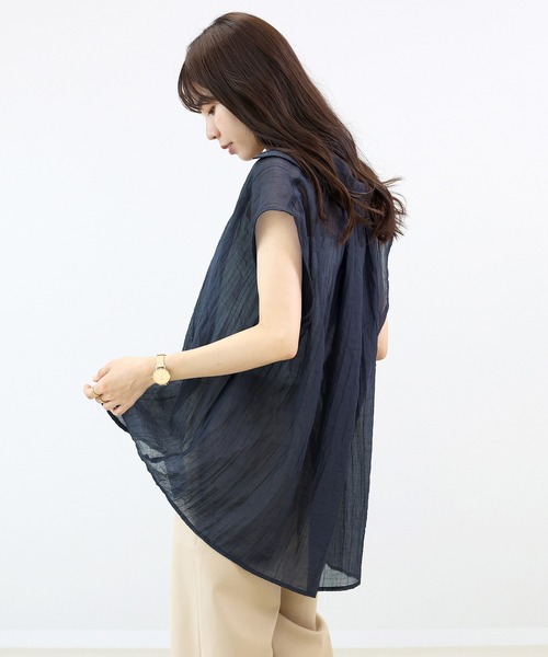 Aletta vita(アレッタビータ)の「シワ加工スキッパーフレンチブラウス(シャツ/ブラウス・レディース・オフホワイト/ネイビー/ベージュ・M)」の6枚目の写真