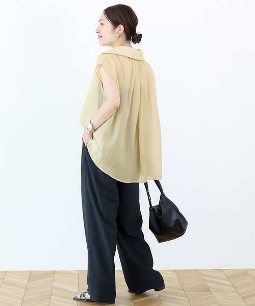 Aletta vita(アレッタビータ)の「シワ加工スキッパーフレンチブラウス(シャツ/ブラウス・レディース・オフホワイト/ネイビー/ベージュ・M)」の20枚目の写真