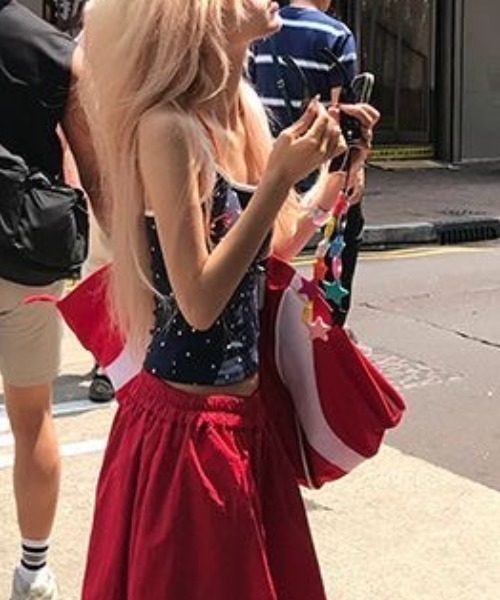 SHEENA(シーナ)の「レイヤード風星柄ストーンロゴキャミソール(キャミソール・レディース・ネイビー/イエロー・M)」の22枚目の写真