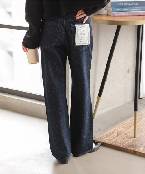 Petitle（プチレ）の「[ 低身長向けサイズ ] ウエスト調整ゴム付きストレートデニムパンツ（デニムパンツ・レディース・ブルー/ライトブルー/インディゴブルー・PL/PM/PS）」の19枚目の写真