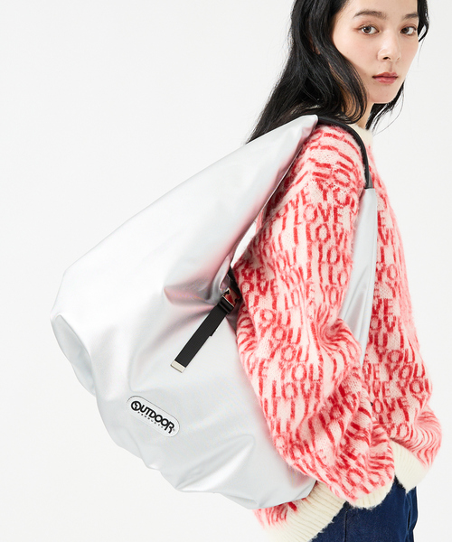 OUTDOOR PRODUCTS（アウトドアプロダクツ）の「【OUTDOOR PRODUCTS / アウトドアプロダクツ】Drop one shoulder/ワンショルダー/ユニセックス/BR-OUT-25AW14（ショルダーバッグ・メンズ・ブラック/グレー/レッド/シルバー・フリー）」の4枚目の写真