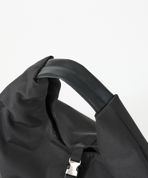 OUTDOOR PRODUCTS（アウトドアプロダクツ）の「【OUTDOOR PRODUCTS / アウトドアプロダクツ】Drop one shoulder/ワンショルダー/ユニセックス/BR-OUT-25AW14（ショルダーバッグ・メンズ・ブラック/グレー/レッド/シルバー・フリー）」の8枚目の写真