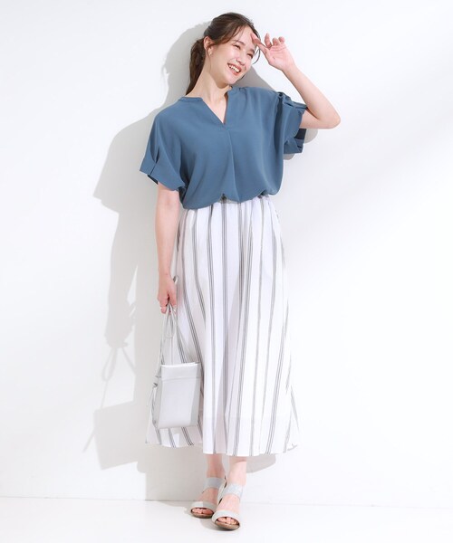 DRESKIP(ドレスキップ)の「【S-LL/セットアップ可/ひんやり】きちんと見えで上品 お袖タック スキッパーブラウス(シャツ/ブラウス・レディース・ダークブラウン/ブルー/チャコールグレー/ライトベージュ・04/03/02/01)」の19枚目の写真