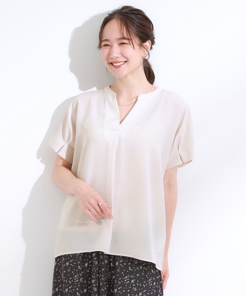 DRESKIP(ドレスキップ)の「【S-LL/セットアップ可/ひんやり】きちんと見えで上品 お袖タック スキッパーブラウス(シャツ/ブラウス・レディース・ダークブラウン/ブルー/チャコールグレー/ライトベージュ・04/03/02/01)」の21枚目の写真
