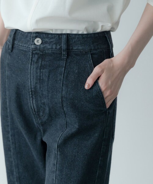 GALLEST（ギャレスト）の「センターピンタックデニム（デニムパンツ・レディース・チャコールグレー/ブルー系その他・40/38/36）」の15枚目の写真