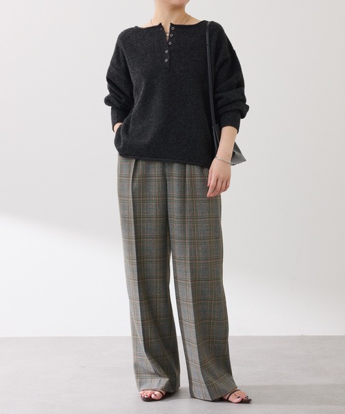 COLLAGE GALLARDAGALANTE（コラージュガリャルダガランテ）の「2WAYヘンリーニット/WEB限定（ニット/セーター・レディース・オフホワイト/グレー/チャコールグレー/レッド/ブルー・FREE）」の14枚目の写真