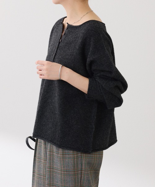 COLLAGE GALLARDAGALANTE（コラージュガリャルダガランテ）の「2WAYヘンリーニット/WEB限定（ニット/セーター・レディース・オフホワイト/グレー/チャコールグレー/レッド/ブルー・FREE）」の16枚目の写真