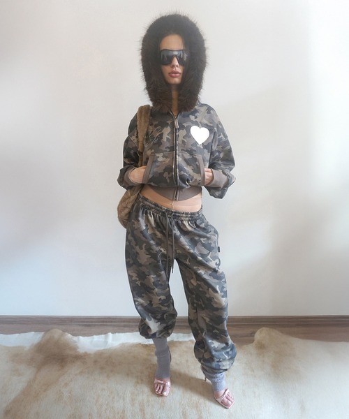 SCULPTOR(スカルプター)の「Chi Sweatpants(スウェットパンツ・レディース・グリーン/ホワイト/グレー・SMALL/MEDIUM/X-SMALL/LARGE)」の6枚目の写真