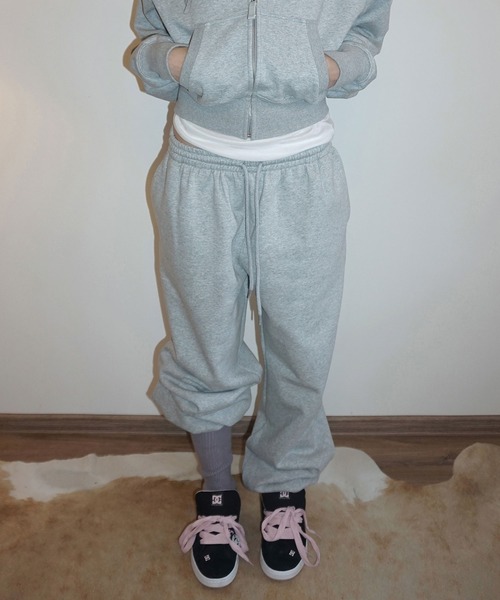 SCULPTOR(スカルプター)の「Chi Sweatpants(スウェットパンツ・レディース・グリーン/ホワイト/グレー・SMALL/MEDIUM/X-SMALL/LARGE)」の14枚目の写真