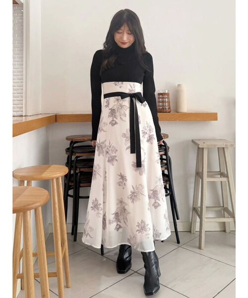 フラワードッキングロングスリーブワンピース（ワンピース