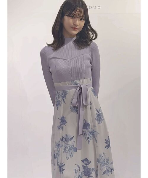 MERCURYDUO（マーキュリーデュオ）の「フラワードッキングロングスリーブワンピース（ワンピース・レディース・ブラック/ベージュ/ラベンダー・SMALL/MEDIUM）」の16枚目の写真