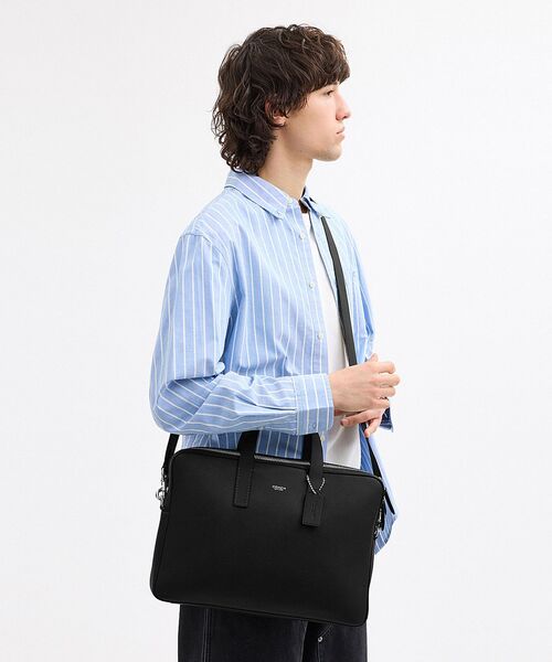 COACH(コーチ)の「カーライル ブリーフ バッグ(ビジネスバッグ・メンズ・ブラック系その他・ONE)」の3枚目の写真