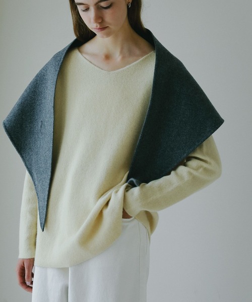 A part by（アパートバイ）の「カシープサンカクストール（ストール/ショール・レディース・ブラウン/グレー・FREE）」の6枚目の写真