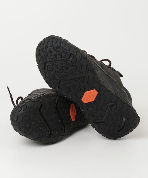 PALLADIUM（パラディウム）の「PALLADIUM/パラディウム OFFBOUND INFLATED（スニーカー・メンズ・ホワイト/ブラック・25cm/25.5cm/26cm/26.5cm/27.5cm/28cm/24cm/24.5cm/27cm/23.5cm/23cm）」の4枚目の写真