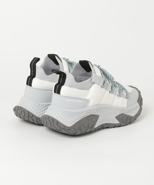 PALLADIUM（パラディウム）の「PALLADIUM/パラディウム OFFBOUND INFLATED（スニーカー・メンズ・ホワイト/ブラック・25cm/25.5cm/26cm/26.5cm/27.5cm/28cm/24cm/24.5cm/27cm/23.5cm/23cm）」の5枚目の写真