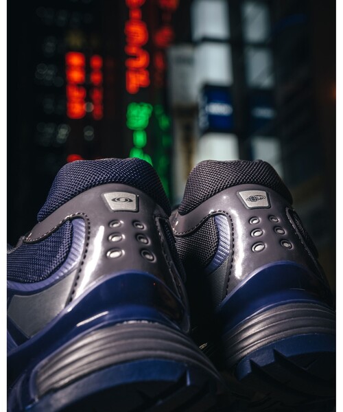 SALOMON(サロモン)の「【別注】SALOMON / XT-Whisper(スニーカー・メンズ・パープル・26.5cm/27.0cm/25.5cm/26.0cm/27.5cm/28.0cm/28.5cm/29.0cm/30.0cm)」の3枚目の写真