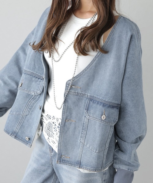 La-gemme(ラジェム)の「Vネックデニムジャケット(デニムジャケット・レディース・ブルー/ネイビー・フリー)」の4枚目の写真