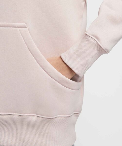 NIKE（ナイキ）の「ナイキ スポーツウェア フェニックス フリース ウィメンズ オーバーサイズド プルオーバー パーカー / Nike Sportswear Phoenix Fleece Women's Oversized Pullover Hoodie DQ5861-667 Silt Red（パーカー・レディース・ピンク系その他2・M/S/XS/L/XL）」の6枚目の写真