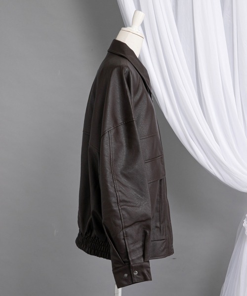 Diable baiser(ディアブルベーゼ)の「裾ドロストオーバーサイズ合皮ブルゾン【ジャケット】【コート】(ブルゾン・レディース・ブラック/ブラウン・MEDIUM)」の9枚目の写真