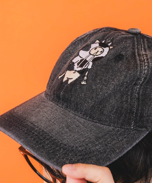 ScoLar(スカラー)の「653332:牛ネコ刺繍デニムキャップ(キャップ・レディース・ブラック/ブルー/サックスブルー系・フリ-)」の6枚目の写真