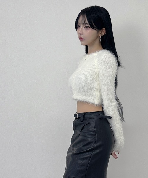 FOLLOWIN(フォロウィン)の「【 前後2way】フロントジップシャギーショートニットカーディガン(カーディガン/ボレロ・レディース・ブラック/アイボリー/ベージュ・FREE)」の7枚目の写真