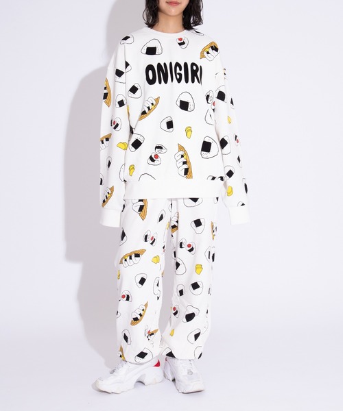 PUNYUS（プニュズ）の「フード総柄スウェット(ONIGIRI)（スウェット・レディース・ブラック・1/2/3/4/5）」の5枚目の写真