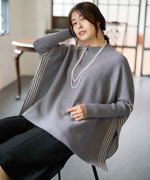 FOUND GOOD(ファウンドグッド)の「ポンチョニット(ポンチョ・レディース・アイボリー/ブラック/グレー系5・L/M/S)」の10枚目の写真