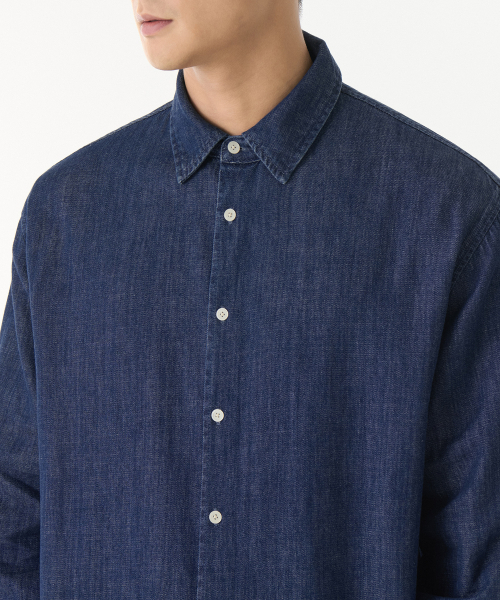 MUSINSA STANDARD（ムシンサスタンダード）の「リラックスデニムシャツ [インディゴ]（シャツ/ブラウス・メンズ・その他・SMALL/MEDIUM/LARGE/X-LARGE/XX-LARGE）」の3枚目の写真