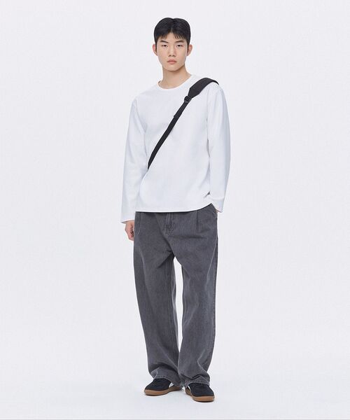 MUSINSA STANDARD（ムシンサスタンダード）の「ヘビーポンテリラックスドクルーネック長袖Tシャツ[ホワイト]（Tシャツ/カットソー・メンズ・その他・SMALL/MEDIUM/LARGE/X-LARGE/XX-LARGE/XXX-LARGE）」の6枚目の写真