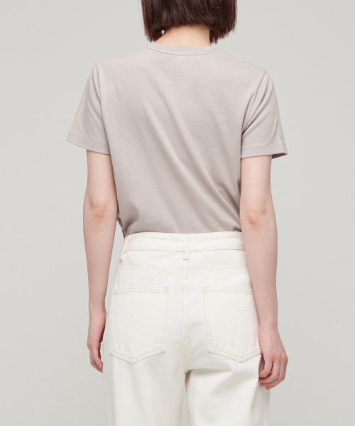 MUSINSA STANDARD WOMAN（ムシンサスタンダードウーマン）の「ウィメンズベーシッククルーネックTシャツ[マッシュルーム]（Tシャツ/カットソー・レディース・その他・SMALL/MEDIUM/LARGE/X-SMALL）」の2枚目の写真