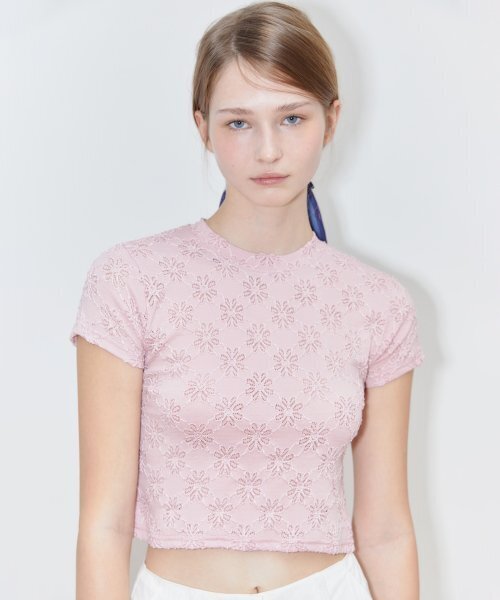 SINOON(シヌーン)の「FLOWER JACQUARD T-SHIRT (PINK)(Tシャツ/カットソー・レディース・ピンク・FREE)」の1枚目の写真