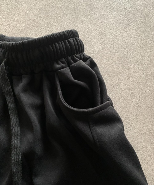 SHEPP(シープ)の「バレルレッグシルエットスウェットパンツ(スウェットパンツ・メンズ・ブラック/グレー・L/M)」の22枚目の写真