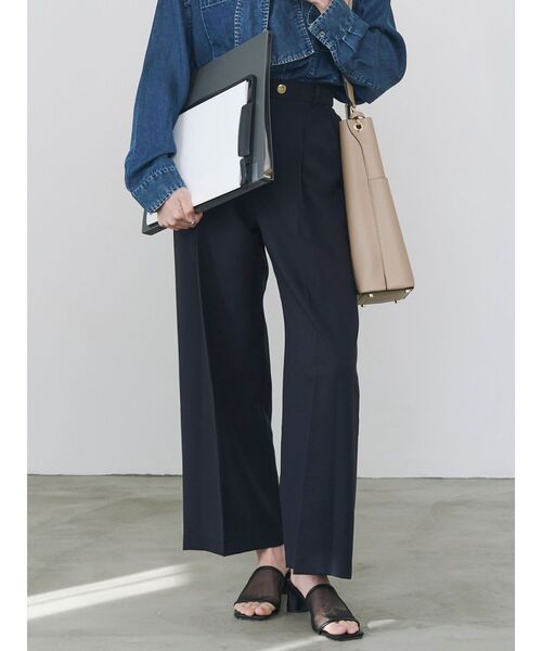 TONAL(トーナル)の「マルチセットサスペンダー付ストレートパンツ(その他パンツ・レディース・ネイビー/チャコールグレー/オフホワイト/ライトブルー/ベージュ・SMALL/MEDIUM)」の5枚目の写真