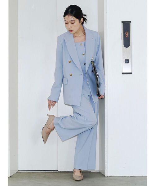 TONAL(トーナル)の「マルチセットサスペンダー付ストレートパンツ(その他パンツ・レディース・ネイビー/チャコールグレー/オフホワイト/ライトブルー/ベージュ・SMALL/MEDIUM)」の7枚目の写真