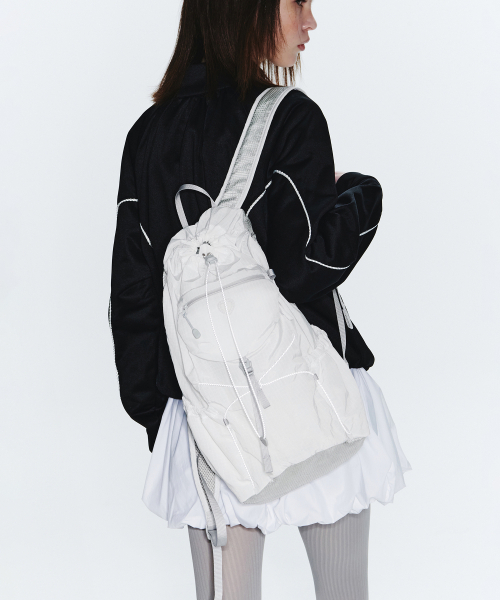 AIRY POCKET BACKPACK - WHITE