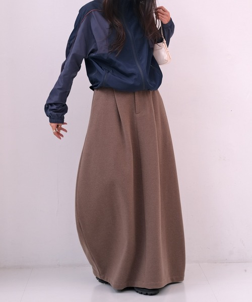 AKTE(アクテ)の「タックバレルスカート(スカート・レディース・チャコールグレー/モカ・1/2/2T)」の11枚目の写真