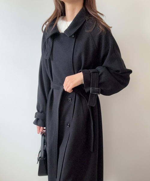 LAUIR(ラウアー)の「ベルト付きスタンドカラーロングコート(ステンカラーコート・レディース・ブラック/ブラウン/グレイッシュベージュ・LARGE/MEDIUM/SMALL)」の19枚目の写真
